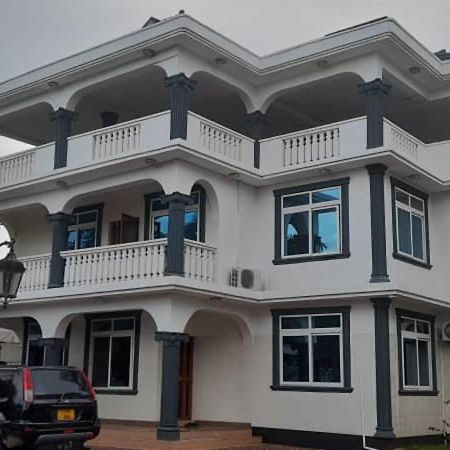 Luxury Beach Villa Inn 다르에스살람 외부 사진
