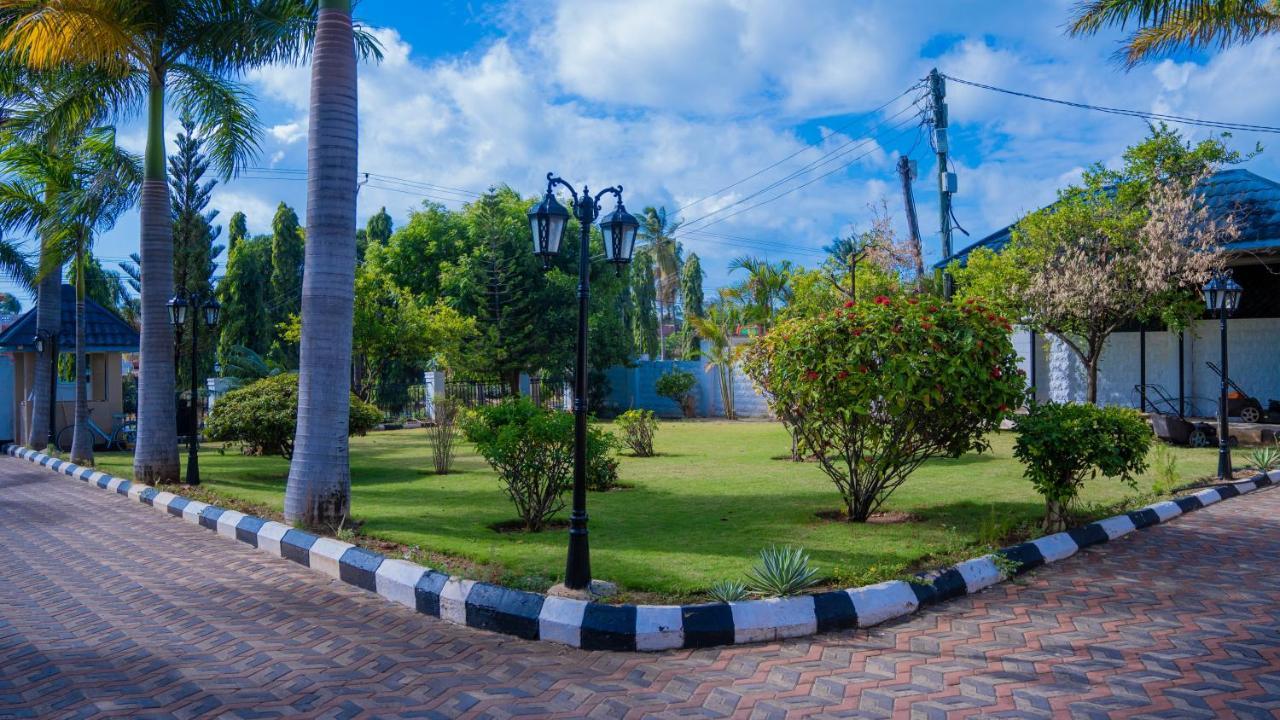 Luxury Beach Villa Inn 다르에스살람 외부 사진